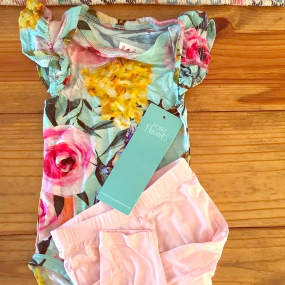 Posh peanut 2 piece set